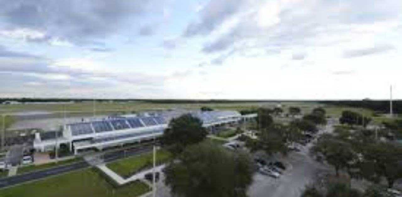 Delta Airlines GNV Terminal