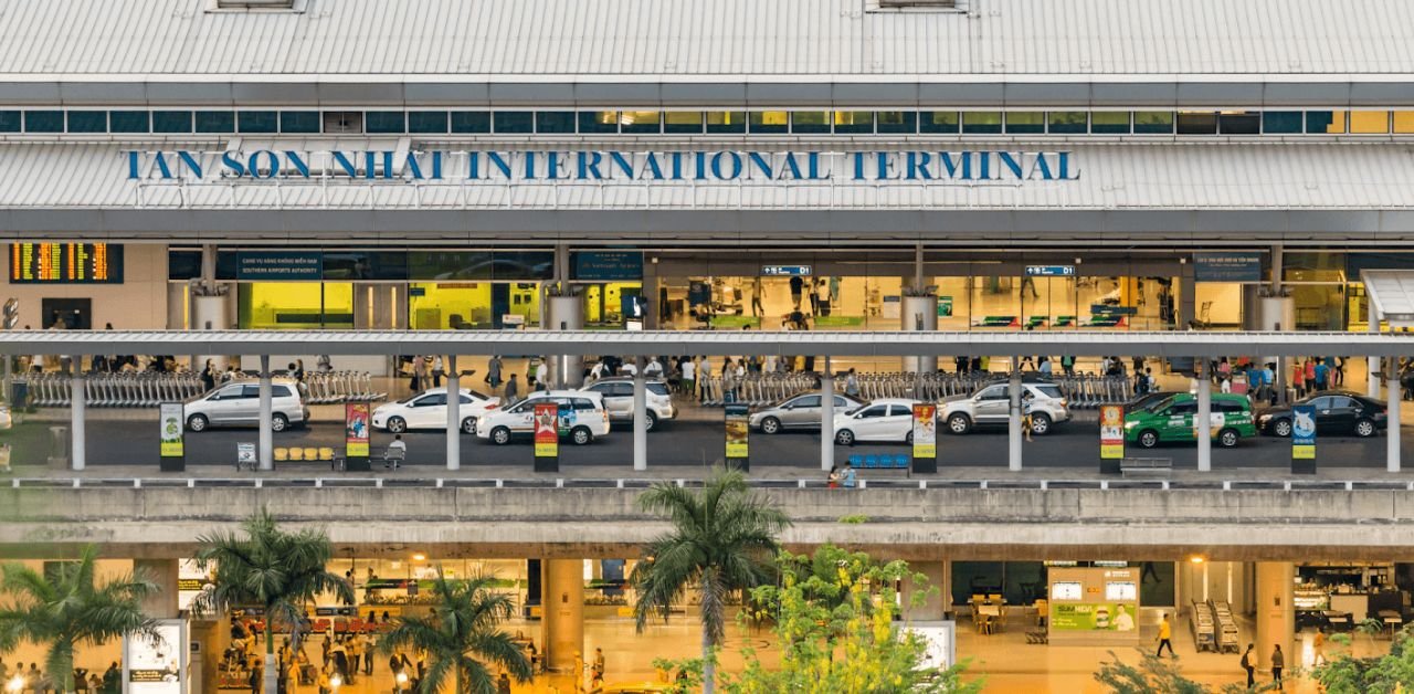 Japan Airlines SGN Terminal