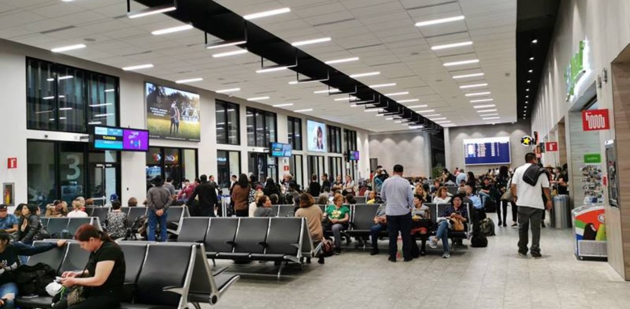 United Airlines AGU Terminal