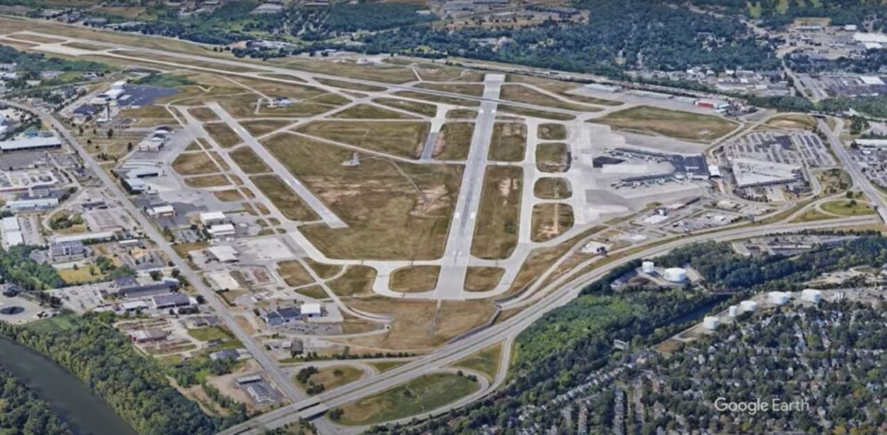 United Airlines ROC Terminal