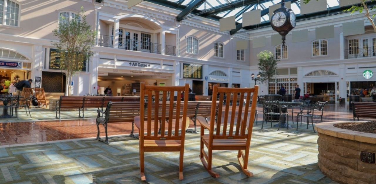 United Airlines SAV Terminal