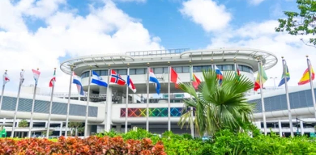 United Airlines MIA Terminal