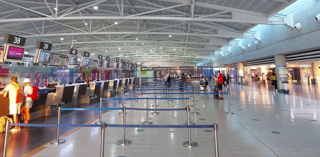 Air Malta LCA Terminal