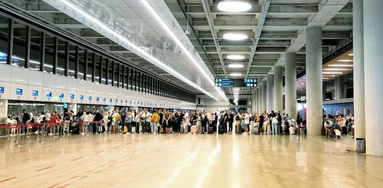 Azerbaijan Airlines DLM Terminal