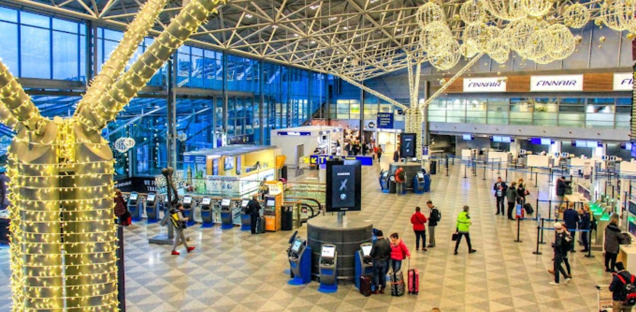 KLM Airlines HEL Terminal