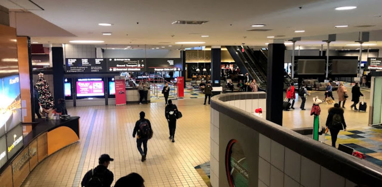 KLM Airlines PIT Terminal