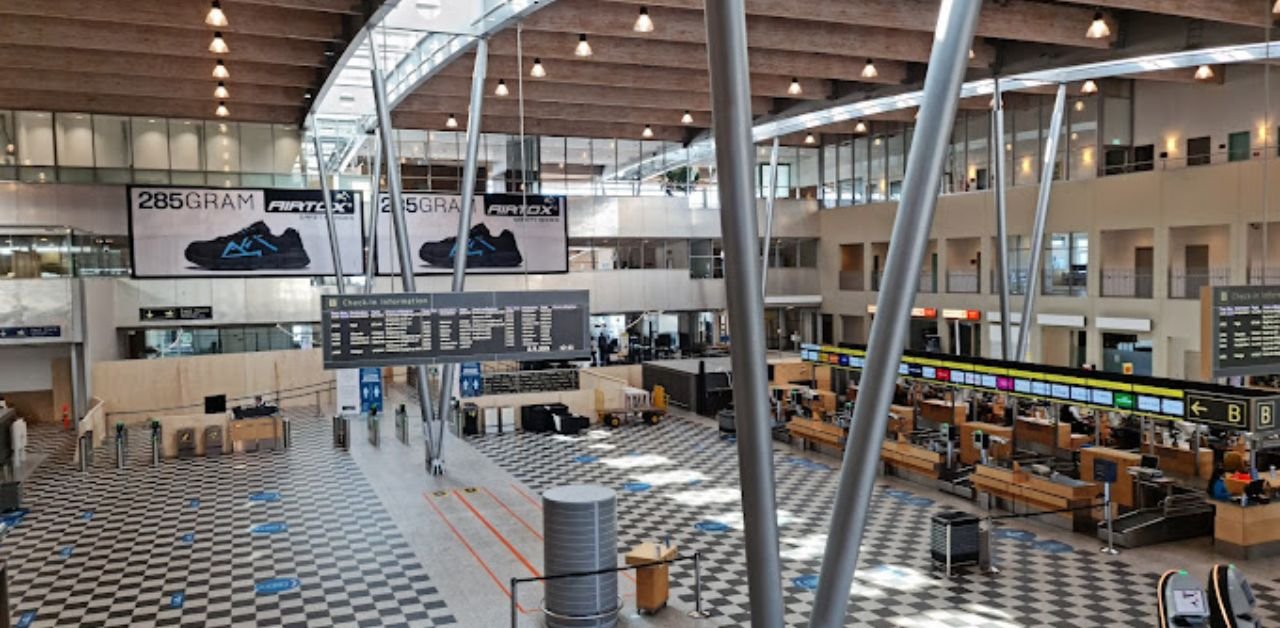 Lufthansa Airlines BLL Terminal