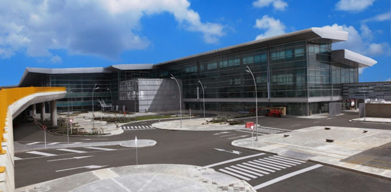 Lufthansa Airlines BOG Terminal