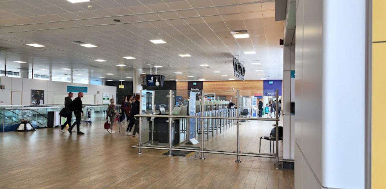 Lufthansa Airlines GLA Terminal