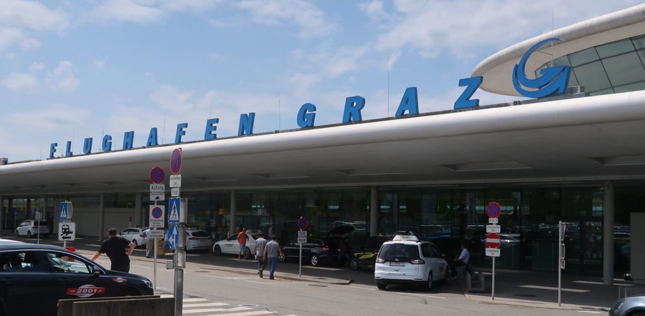 Lufthansa Airlines GRZ Terminal