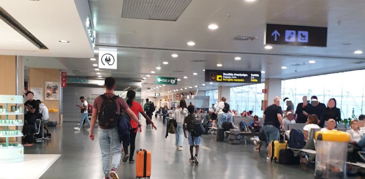 Lufthansa Airlines IBZ Terminal