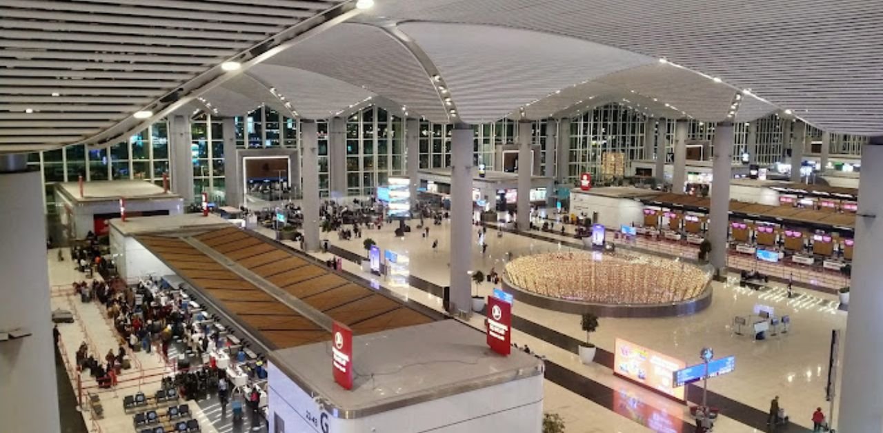Lufthansa Airlines IST Terminal
