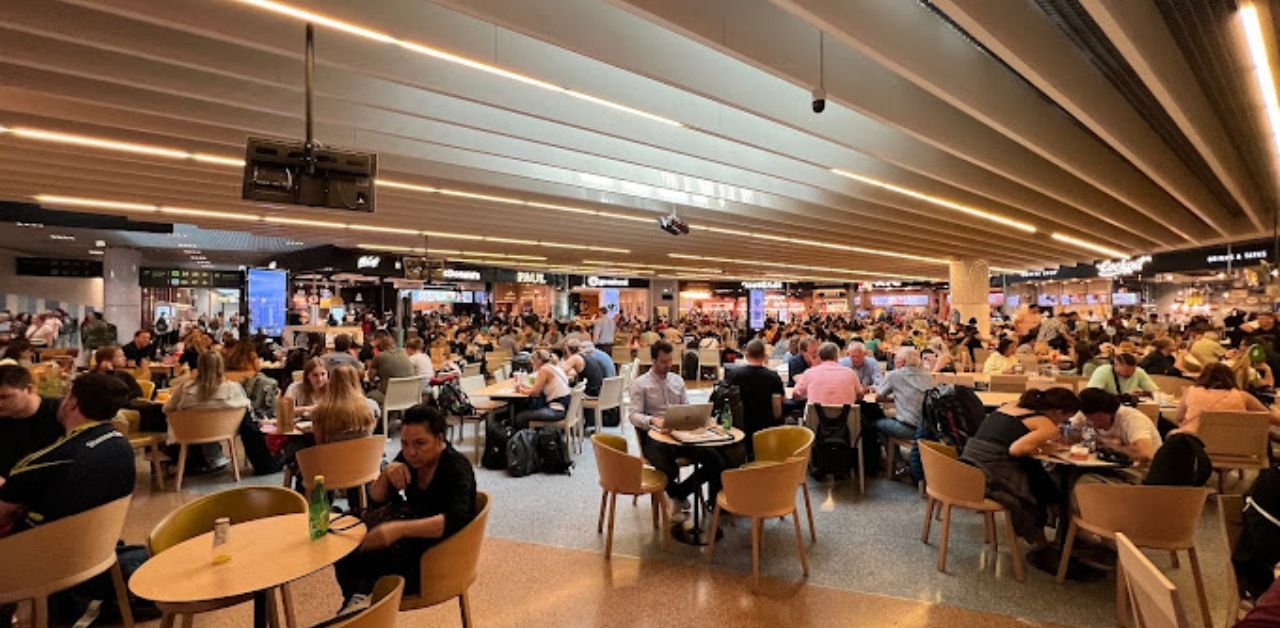 Lufthansa Airlines LIS Terminal