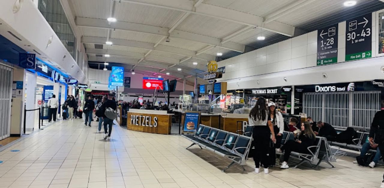 Lufthansa Airlines LTN Terminal