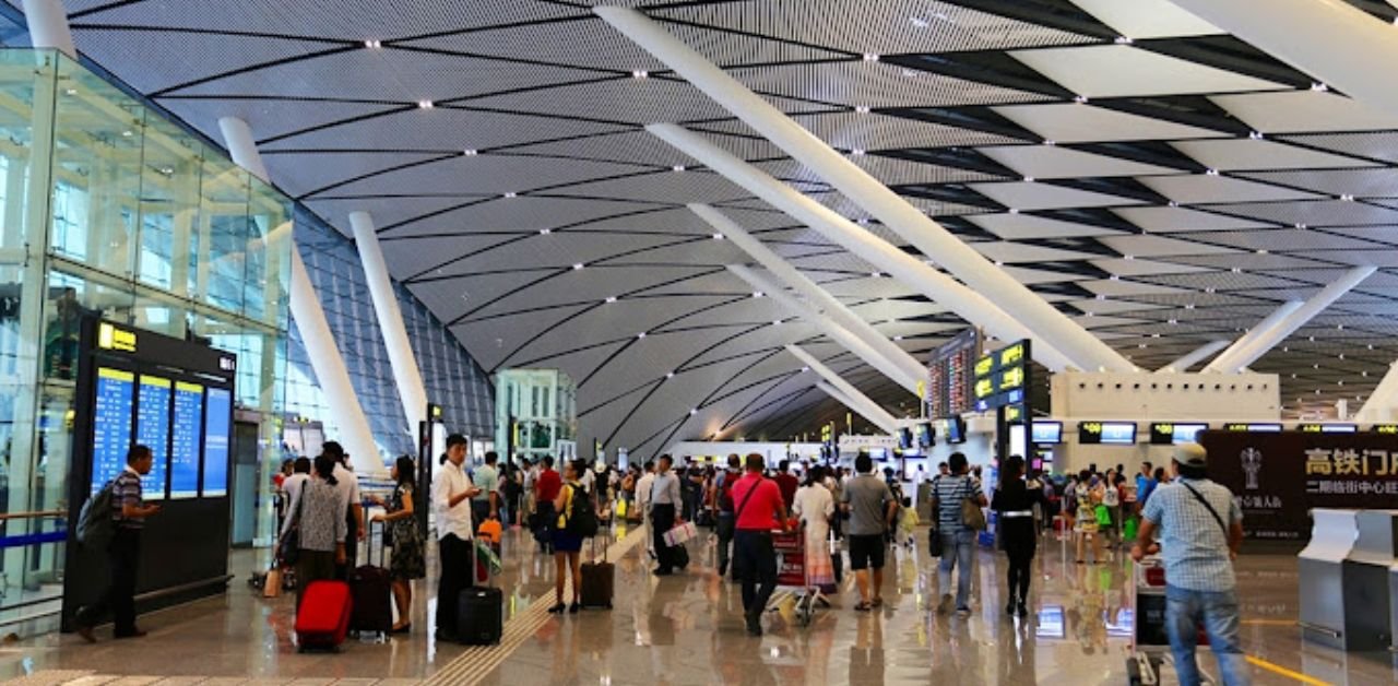 Lufthansa Airlines NNG Terminal