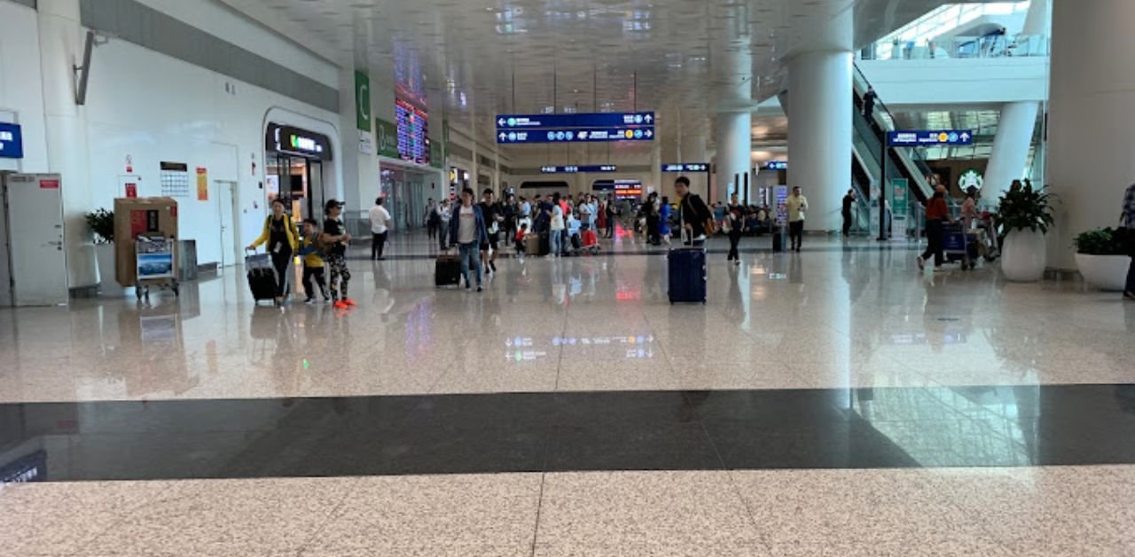 Lufthansa Airlines WUH Terminal