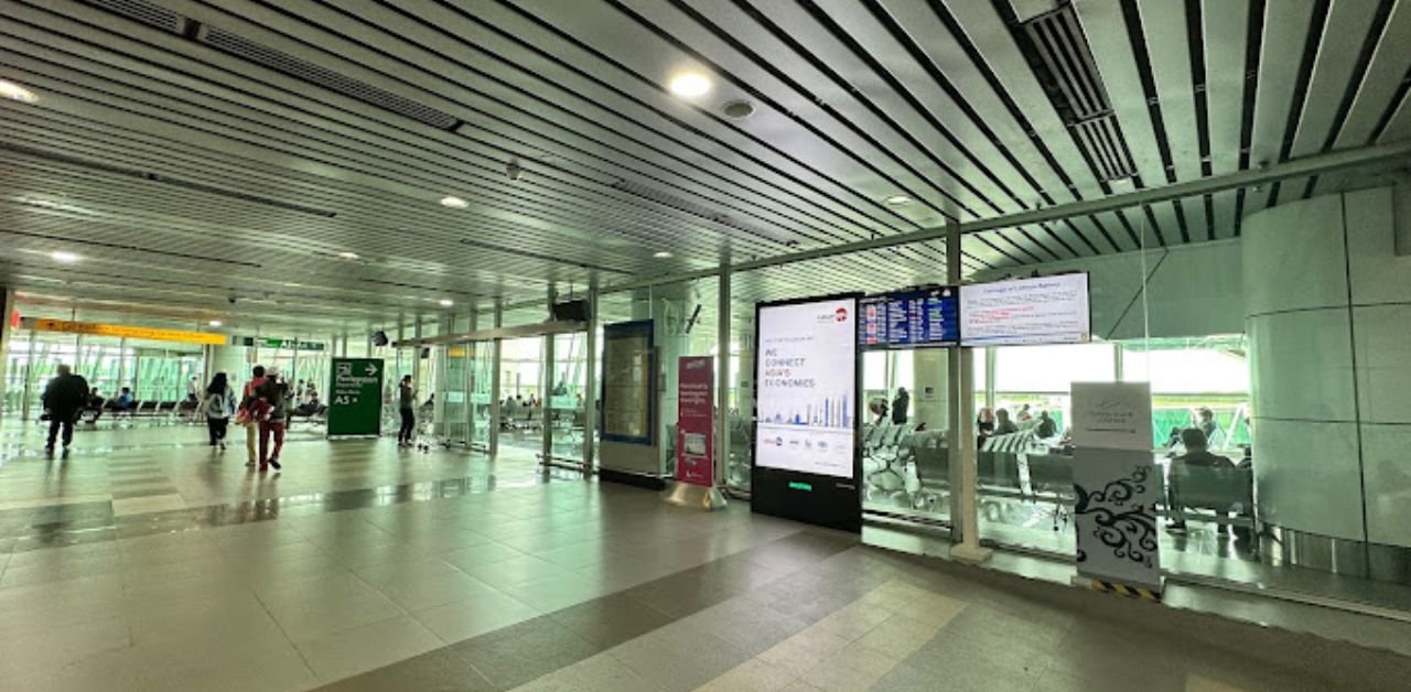 Singapore Airlines BKI Terminal