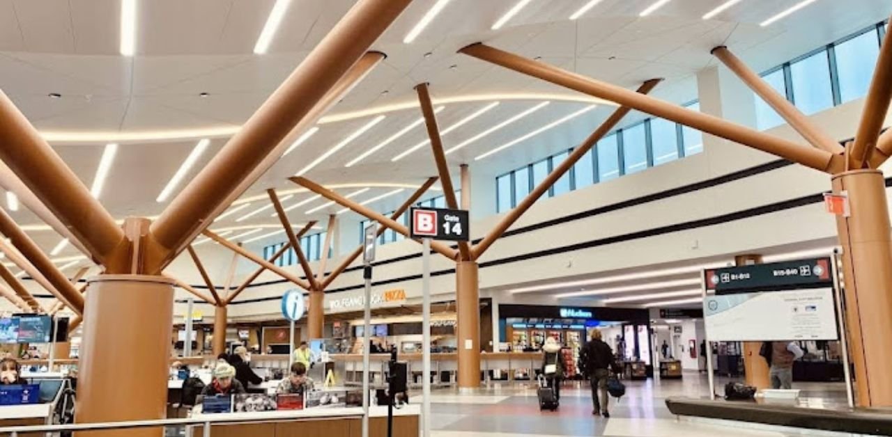 Singapore Airlines BOS Terminal