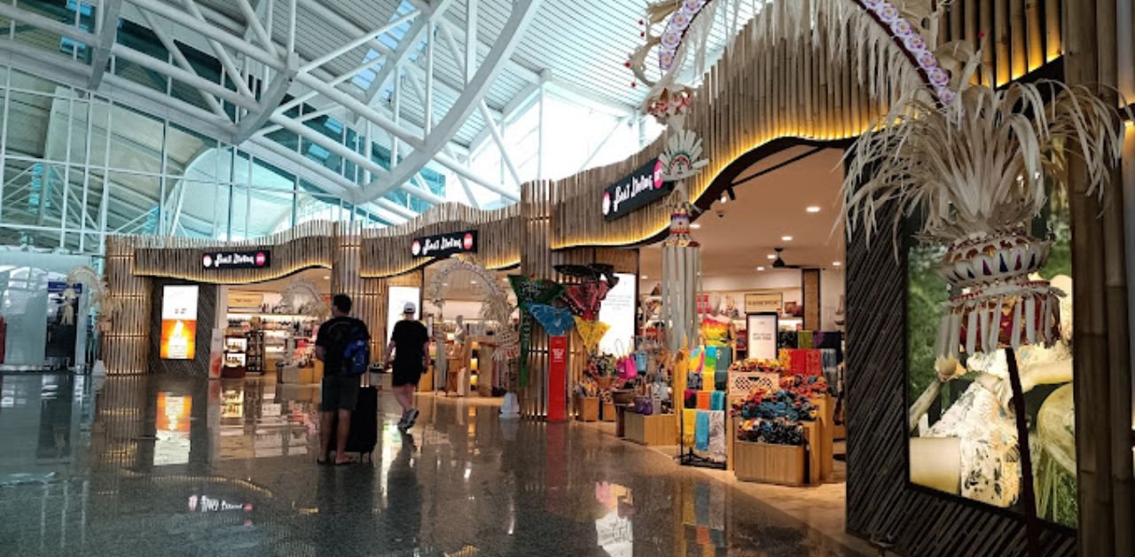 Singapore Airlines DPS Terminal