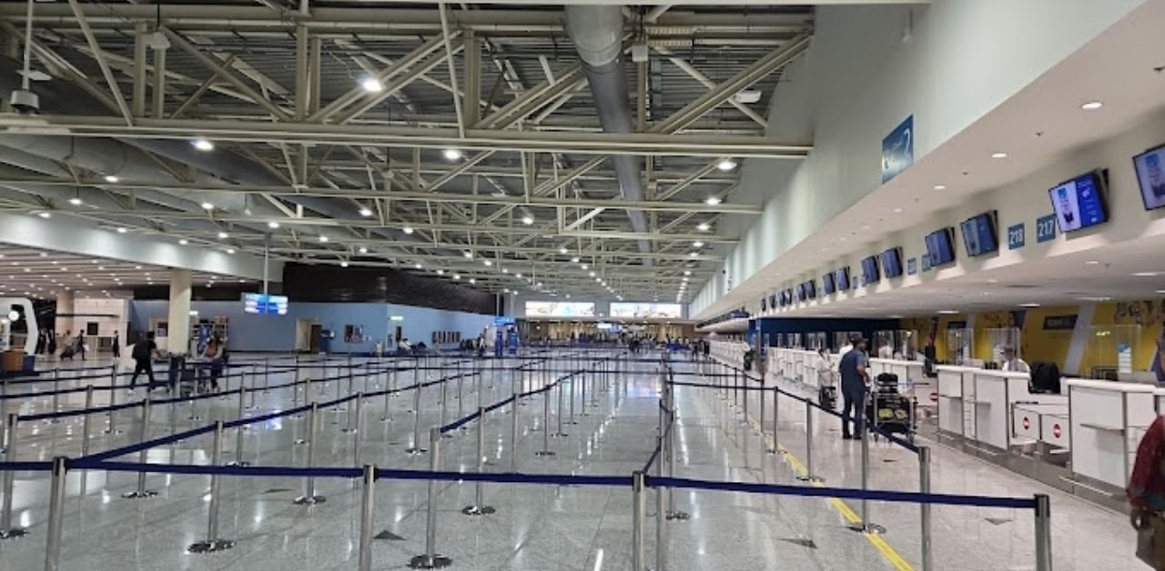 Singapore Airlines DWC Terminal