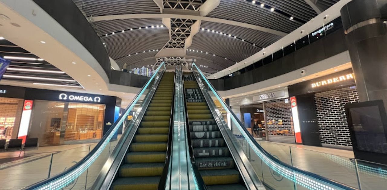 Singapore Airlines FCO Terminal