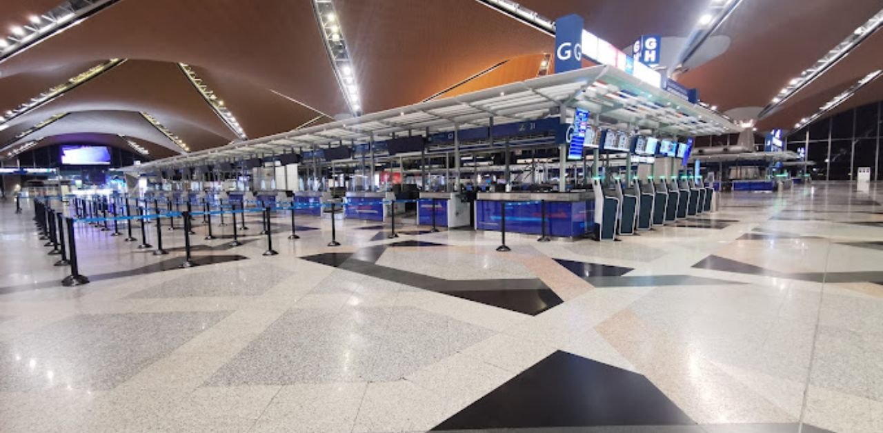 Singapore Airlines KUL Terminal