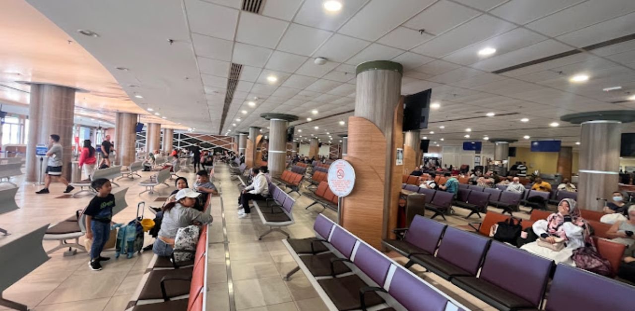 Singapore Airlines LGK Terminal