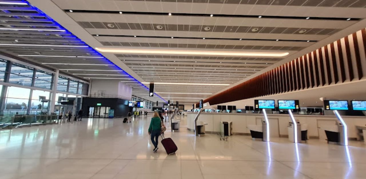 Singapore Airlines MAN Terminal