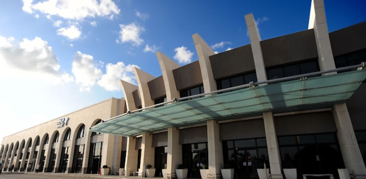 Singapore Airlines MLA Terminal