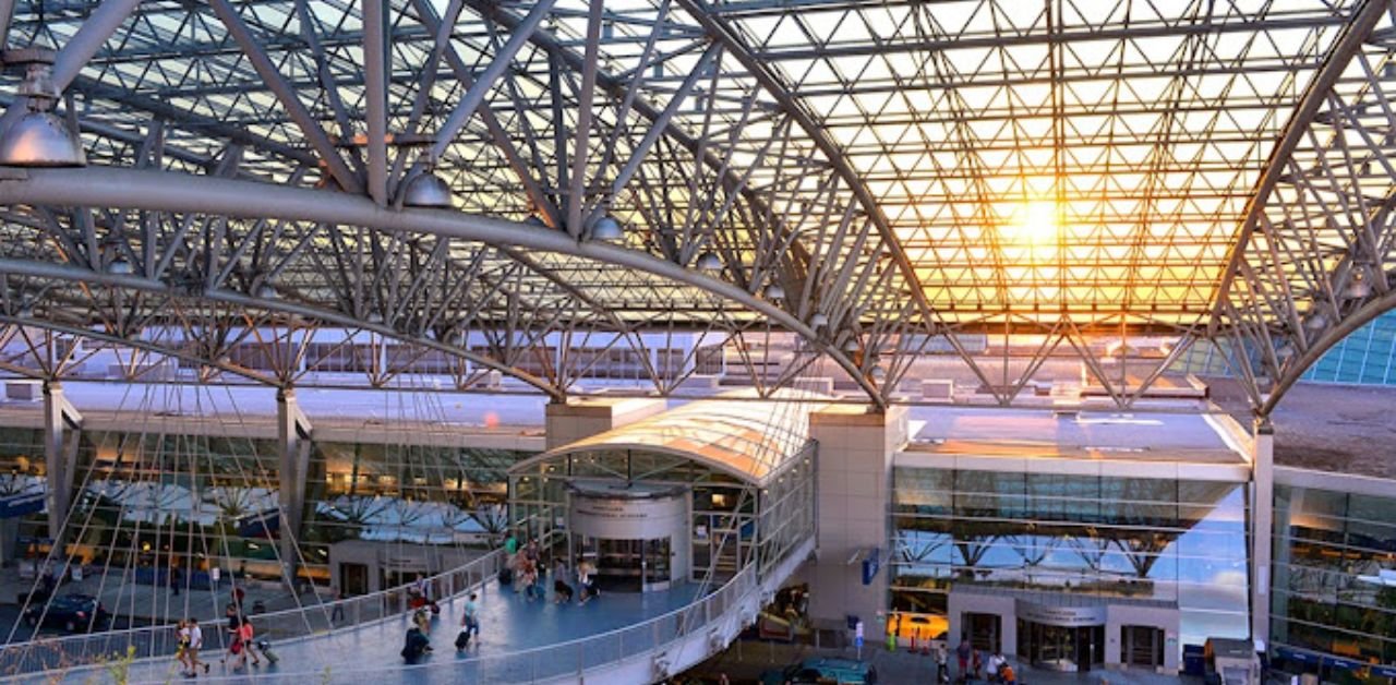 Singapore Airlines PDX Terminal