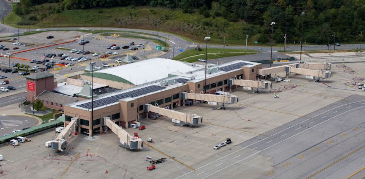 Singapore Airlines SWF Terminal