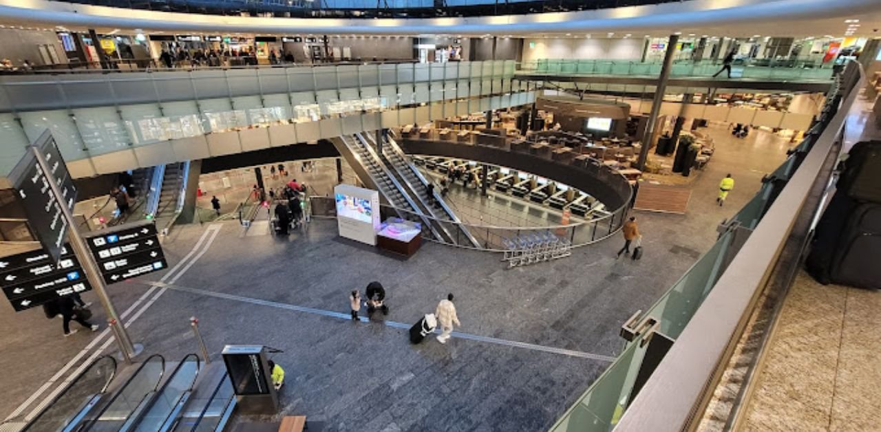 Singapore Airlines ZRH Terminal