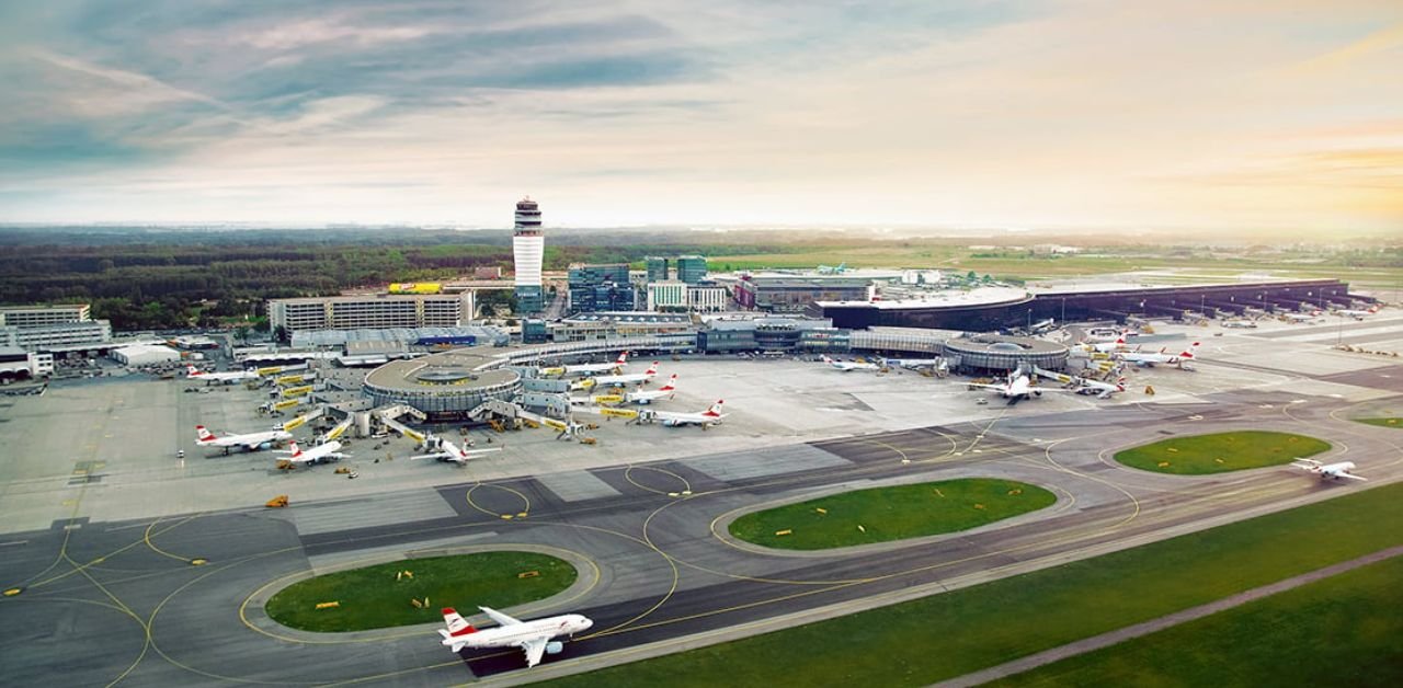 Air Canada VIE Terminal