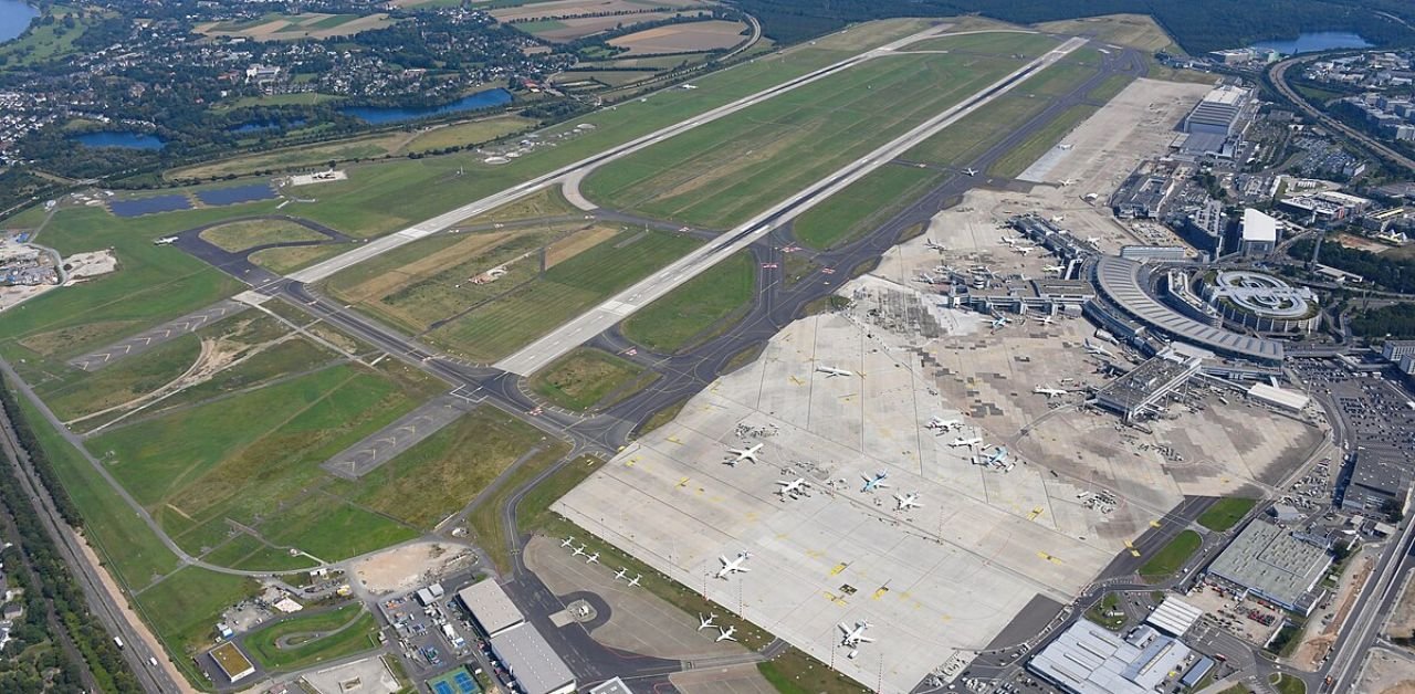 Egyptair Airlines DUS Terminal