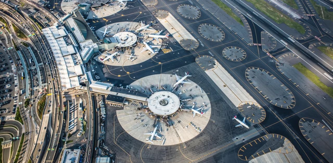 Egyptair Airlines EWR Terminal