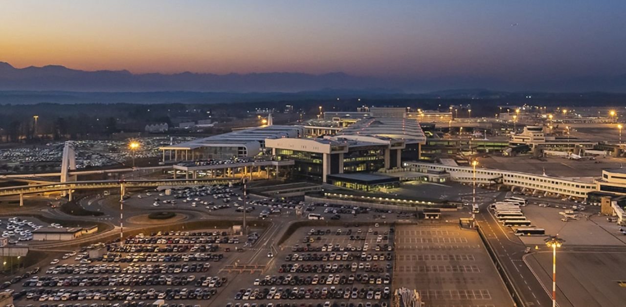 Egyptair Airlines MXP Terminal
