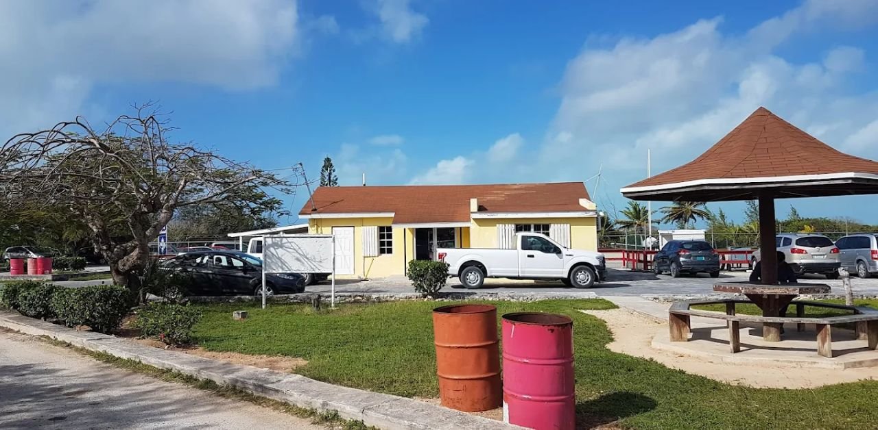 Deadman's Cay Settlement Airport