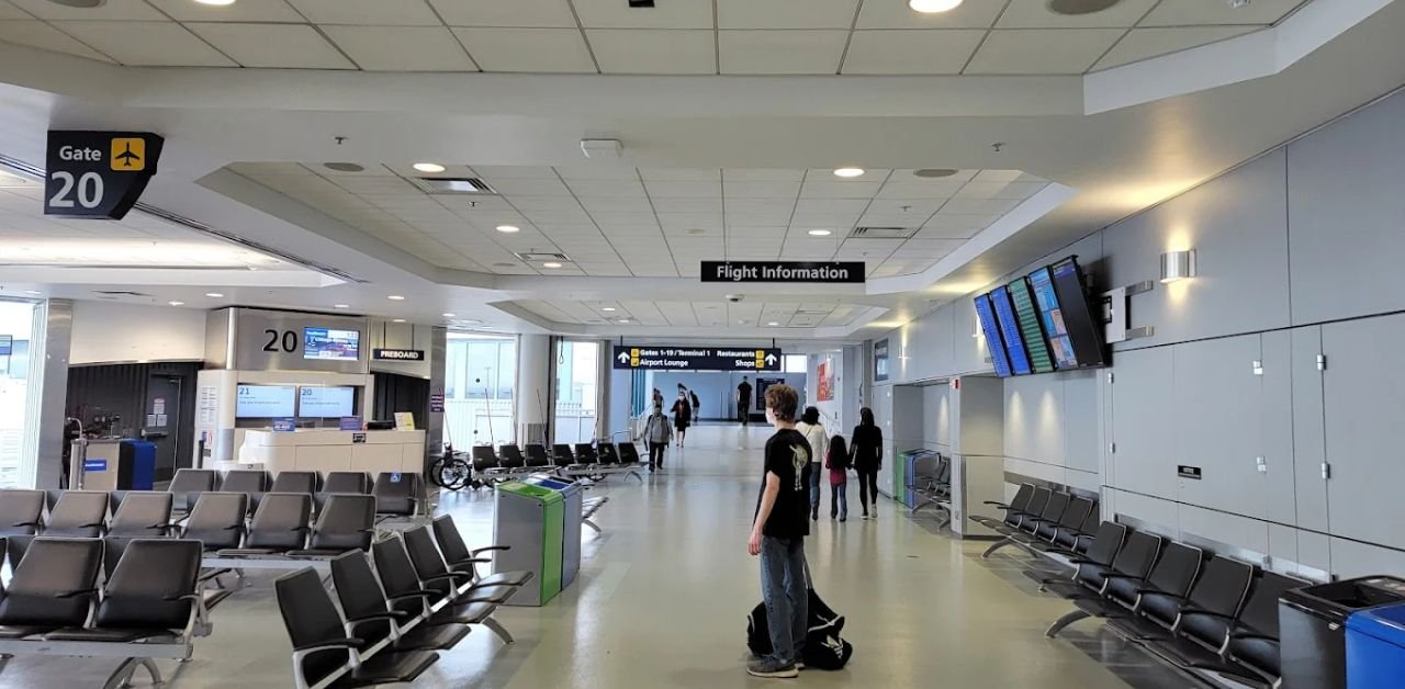 Metropolitan Oakland International Airport