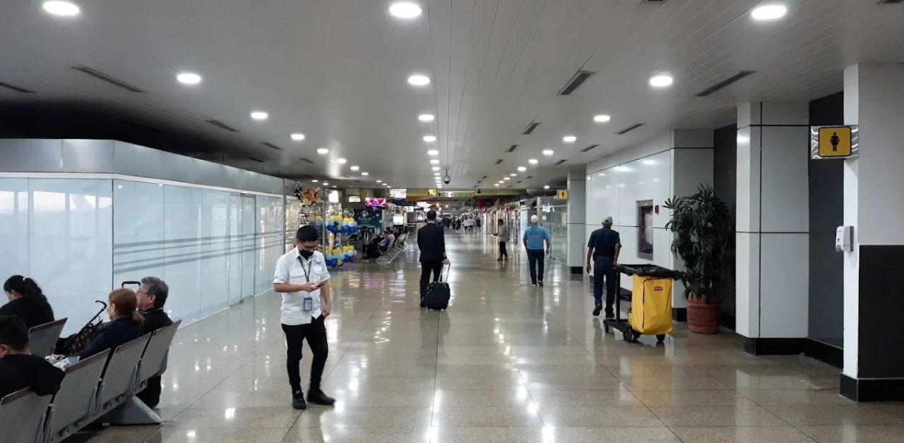 Simón Bolívar International Airport
