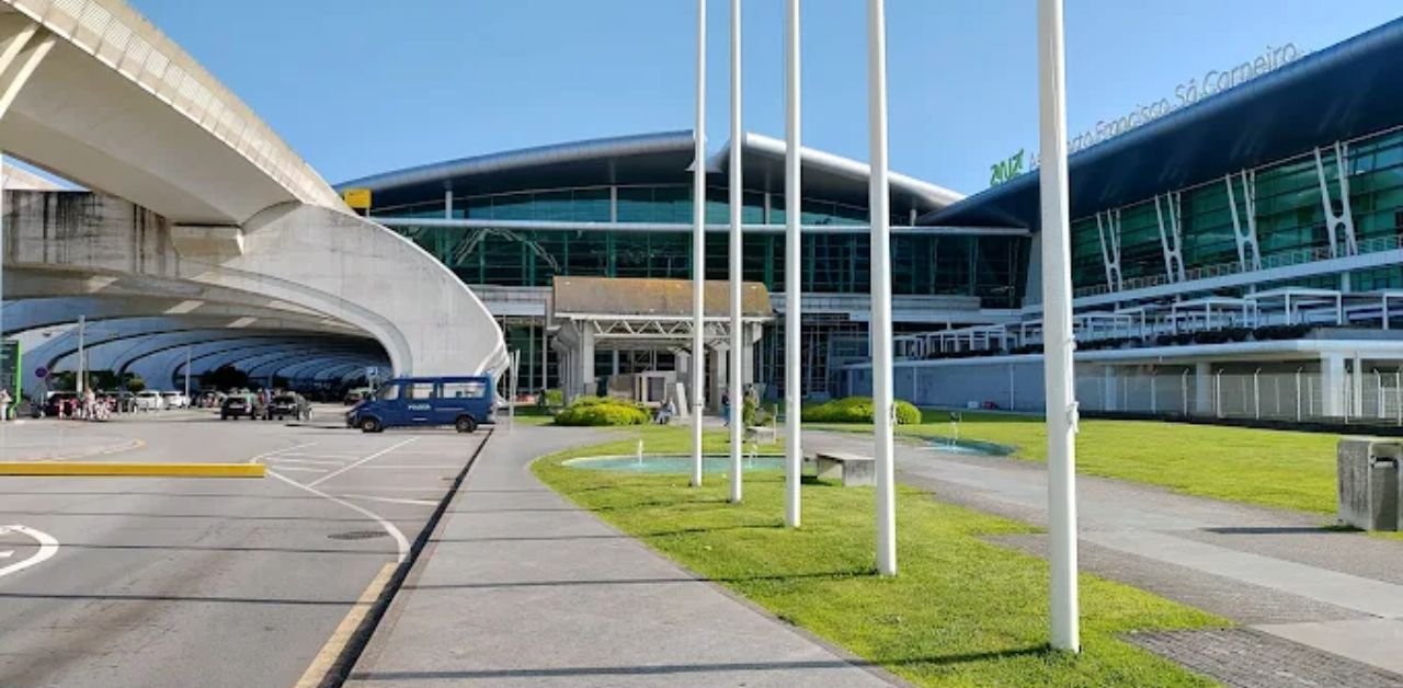 Francisco de Sá Carneiro Airport